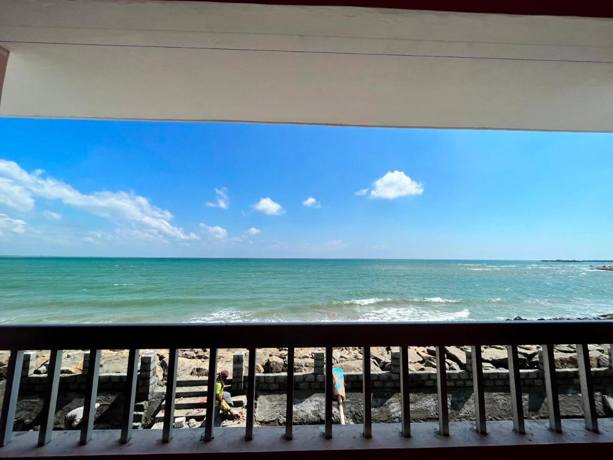 Phoenix Beach Resort Komoryn Zewnętrze zdjęcie